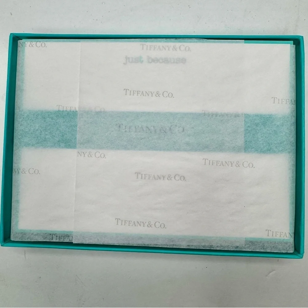 NIB Rare TIFFANY & CO. “Tiffany T” Assorted Note Cards Set of 10 New In Box - Picture 3 of 12